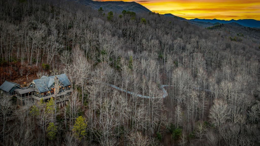 490 Red Wolf Run, Franklin NC 28734 - Photo