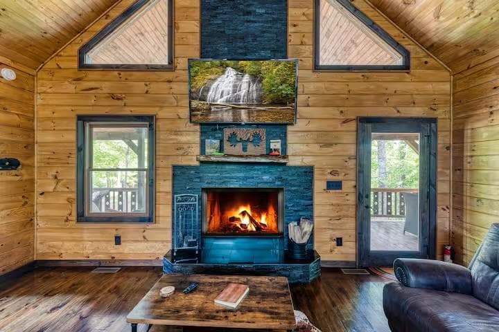 30 Trinity Hills Lane, Mineral Bluff GA 30559 - Photo