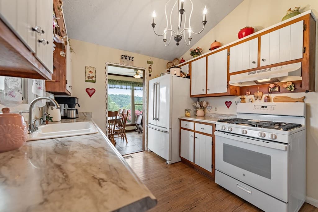 90 Fox Run, Blue Ridge GA 30513 - Photo
