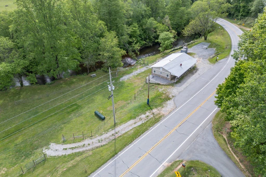 4494 Gainesville Hwy, Blairsville GA 30512 - Photo