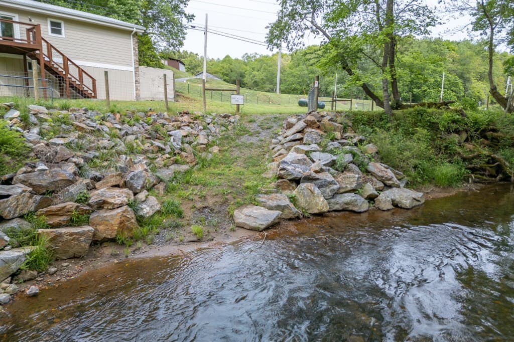 4494 Gainesville Hwy, Blairsville GA 30512 - Photo