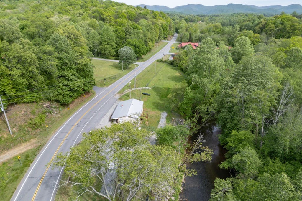 4494 Gainesville Hwy, Blairsville GA 30512 - Photo