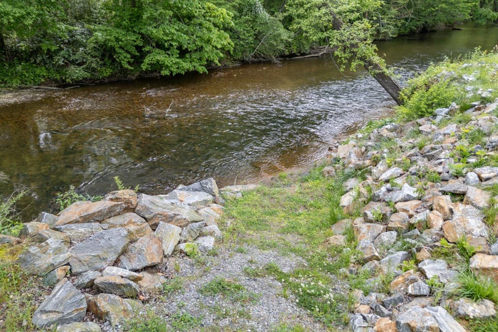 4494 Gainesville Hwy, Blairsville GA 30512 - Photo