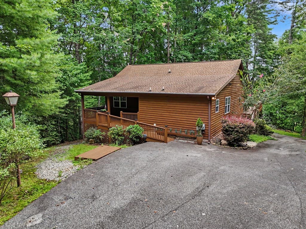147 Midnight Road, Blairsville GA 30512 - Photo