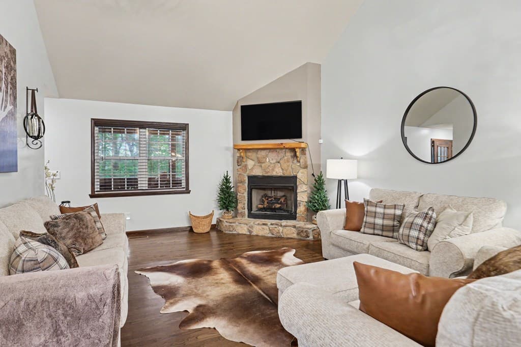 147 Midnight Road, Blairsville GA 30512 - Photo