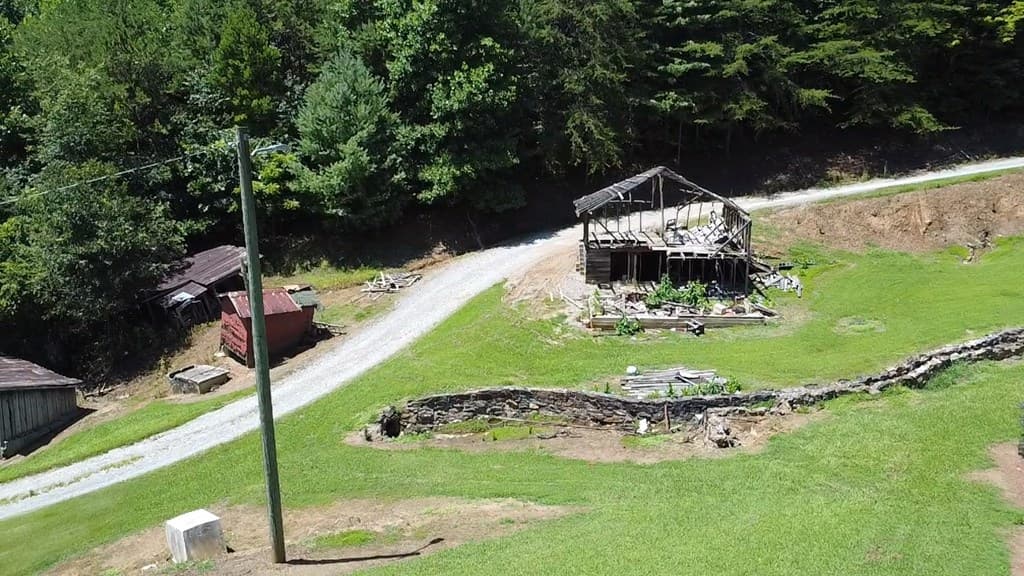 99 Pear Lane, Murphy NC 28906 - Photo