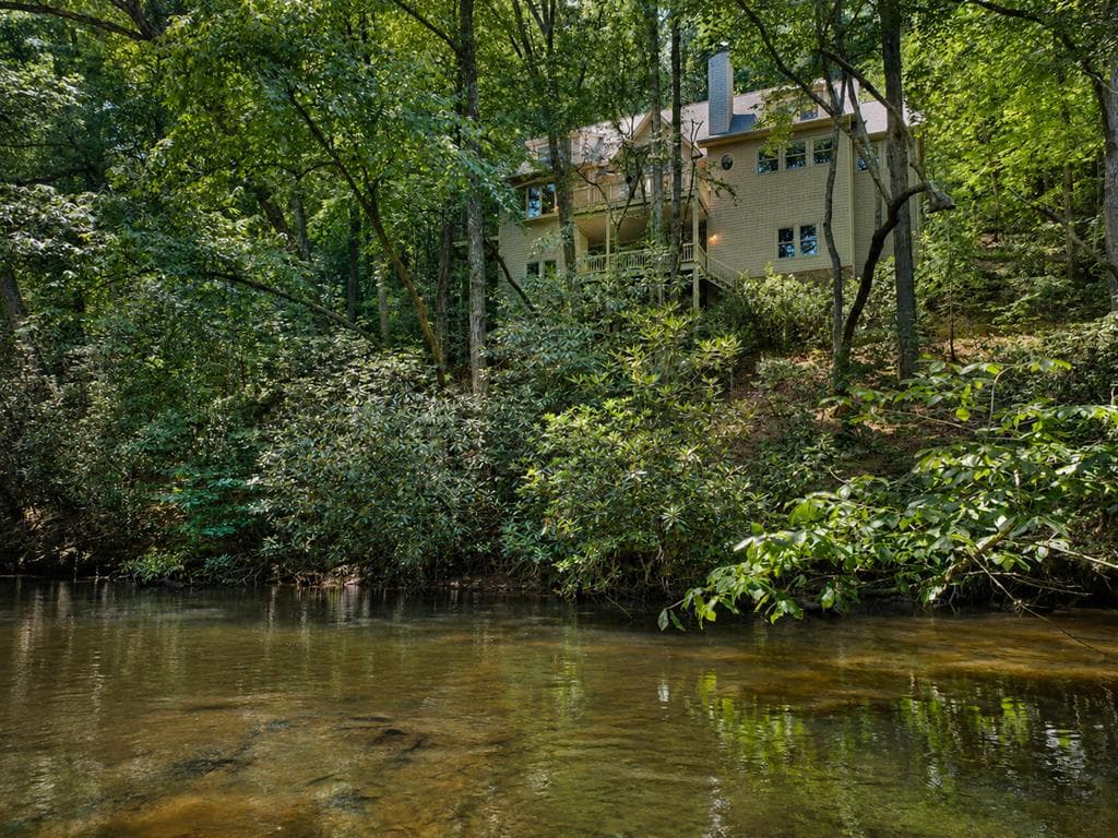 357 Goldmine Trail, Ellijay GA 30536 - Primary photo