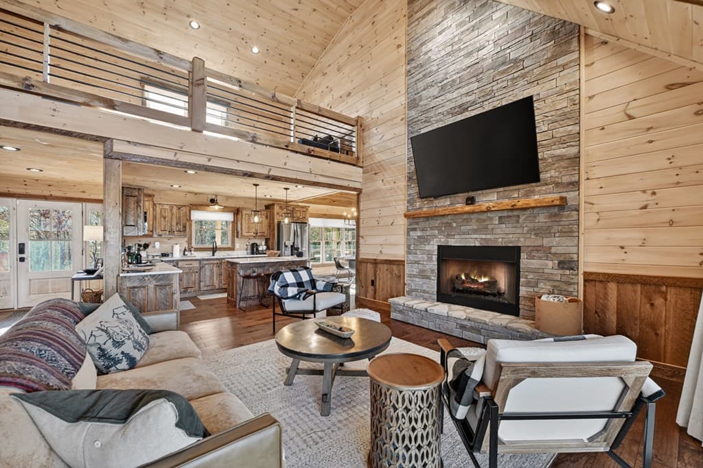 315 River Retreat Road, Blue Ridge GA 30513 - Photo