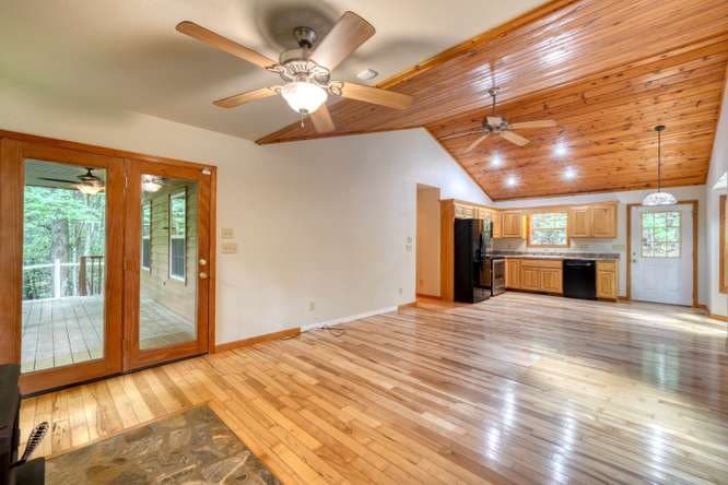73 Sargent Drive, Murphy NC 28906 - Photo