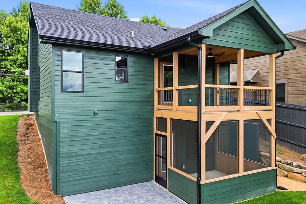318 E Second Street, Blue Ridge GA 30513 - Photo