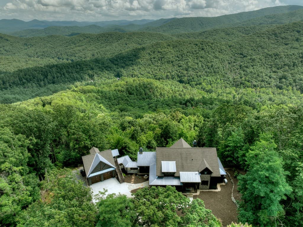 440 Cochise Road, Blue Ridge GA 30513 - Photo