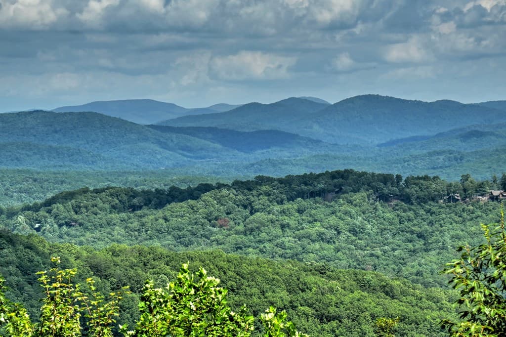440 Cochise Road, Blue Ridge GA 30513 - Photo