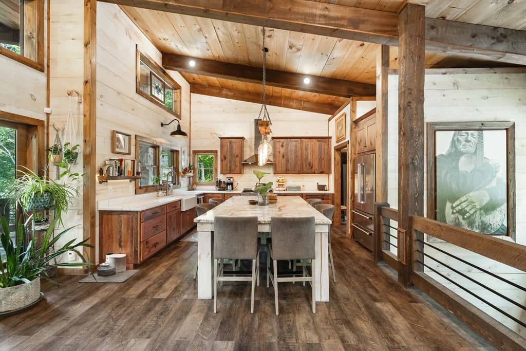 195 Moonshine Way, Blue Ridge GA 30513 - Photo