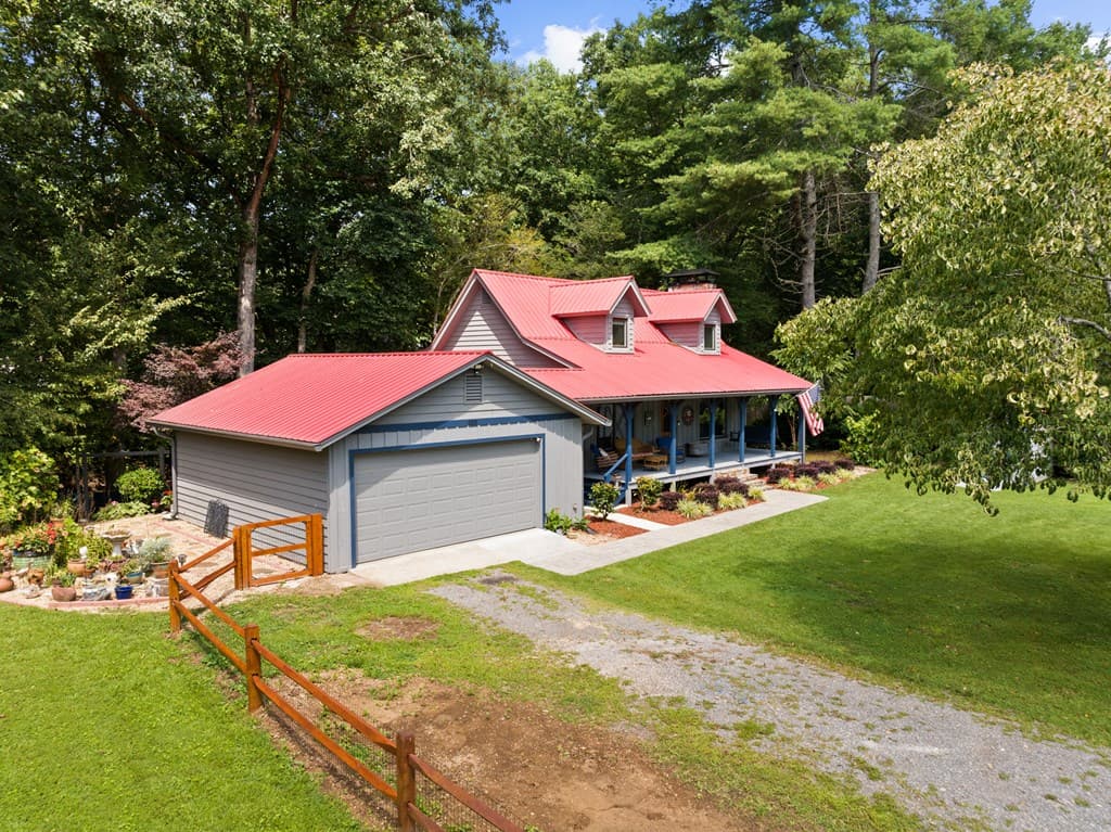 6531 Mountain Laurel Road, Hiawassee GA 30546 - Photo