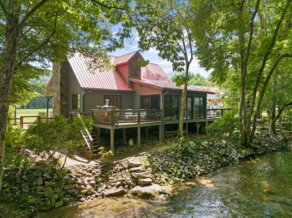 6531 Mountain Laurel Road, Hiawassee GA 30546 - Photo