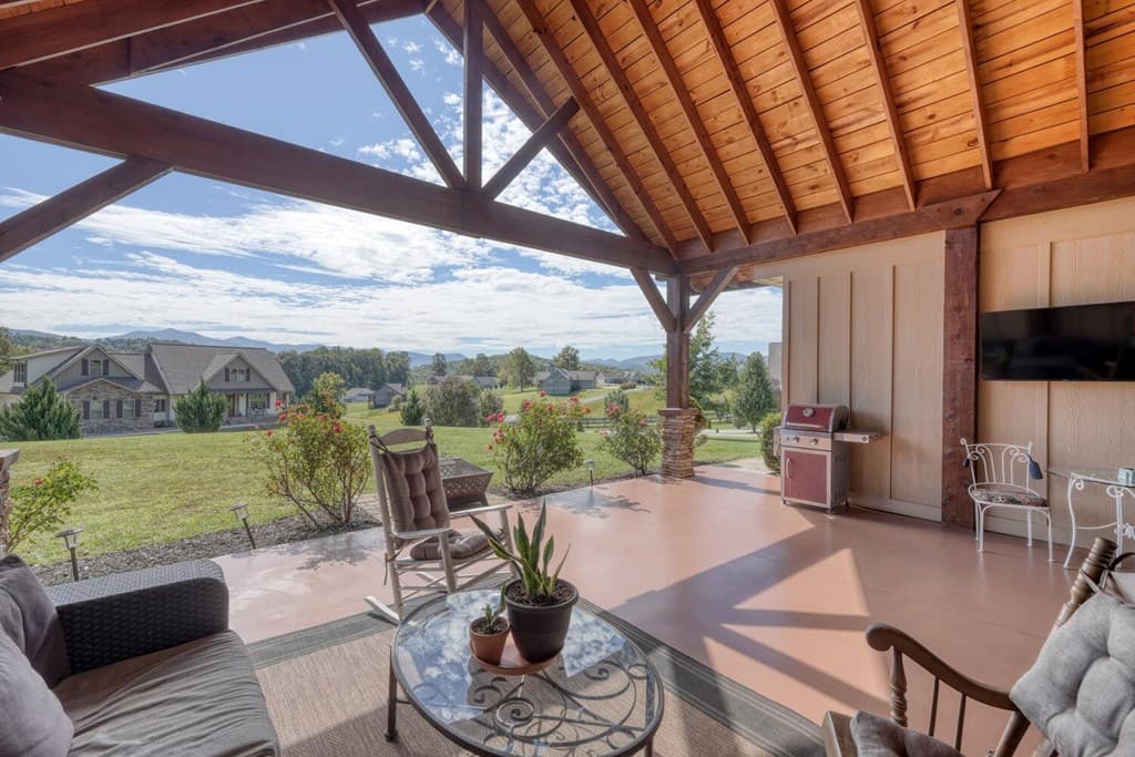 85 Minstead Ridge, Young Harris GA 30582 - Photo