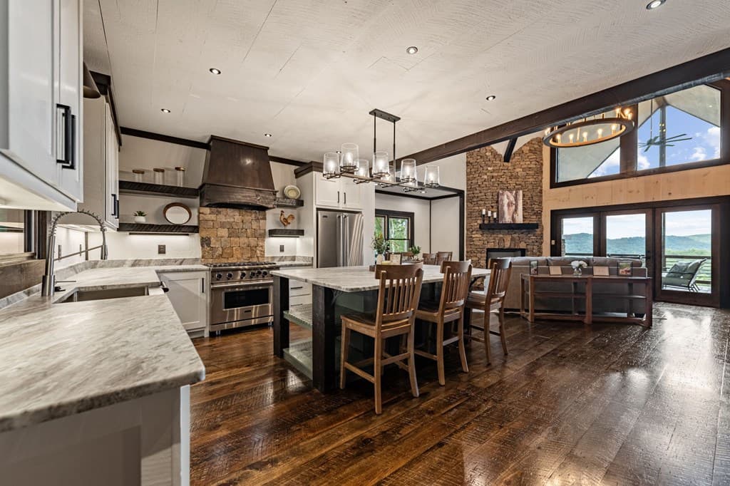 363 Griffith Parkway, Blue Ridge GA 30513 - Photo