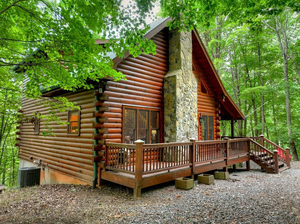 541 Little Bushy Head Road, Blue Ridge GA 30513 - Photo