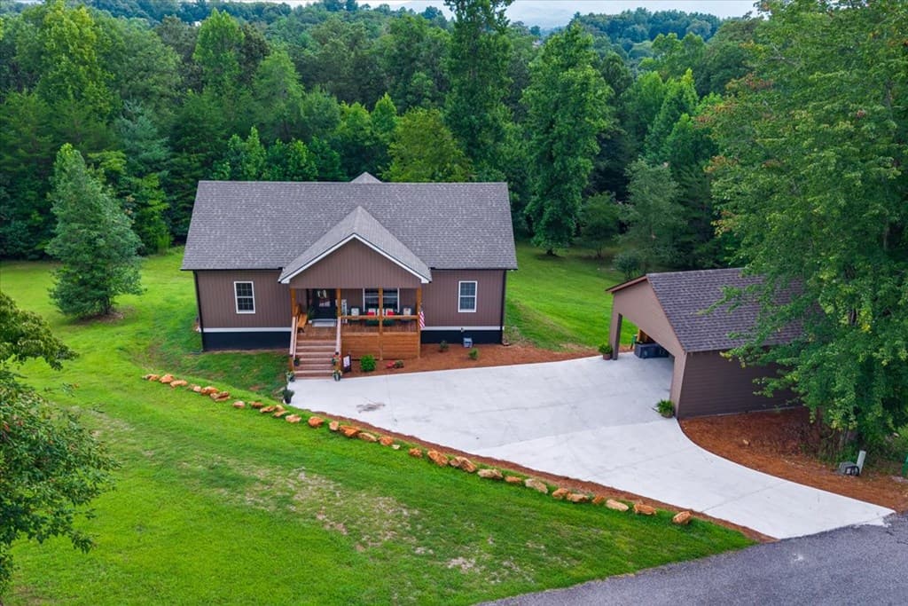 332 Upper Fox Trail, Blairsville GA 30512 - Photo
