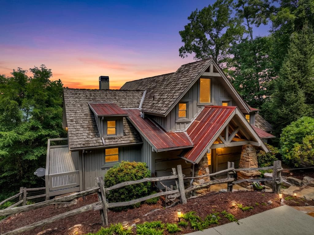 1512 Grandeur Drive, Blue Ridge GA 30513 - Primary photo