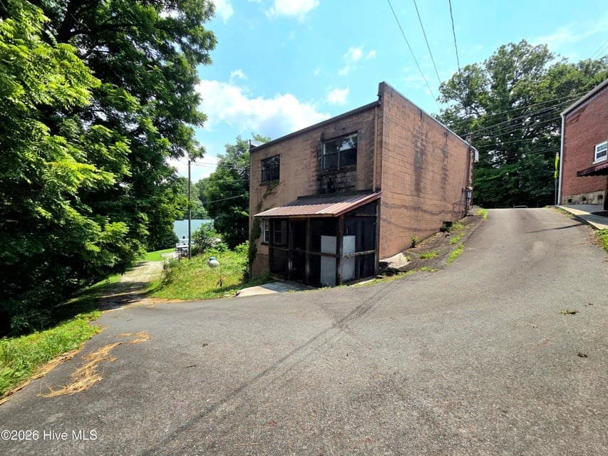 214 E Main Street, Robbinsville NC 28771 - Photo
