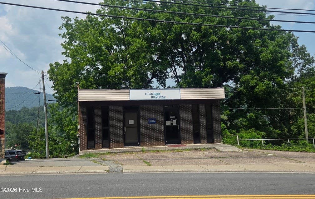214 E Main Street, Robbinsville NC 28771 - Photo