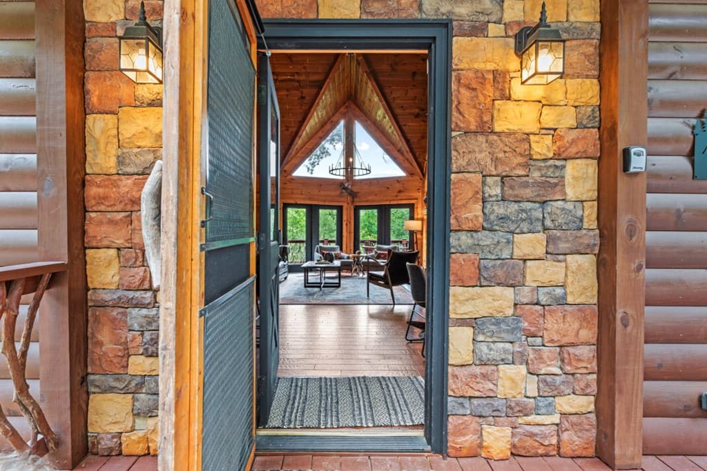 262 White Pine Acres Drive, Blue Ridge GA 30513 - Photo