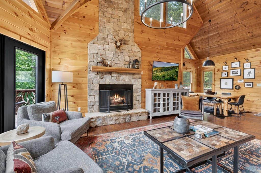 262 White Pine Acres Drive, Blue Ridge GA 30513 - Photo