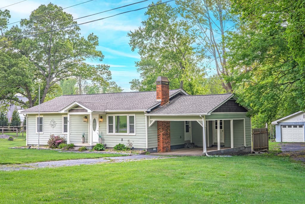 1243 Sycamore Street, Young Harris GA 30582 - Photo