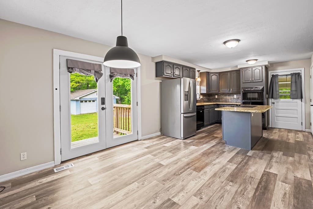 1243 Sycamore Street, Young Harris GA 30582 - Photo