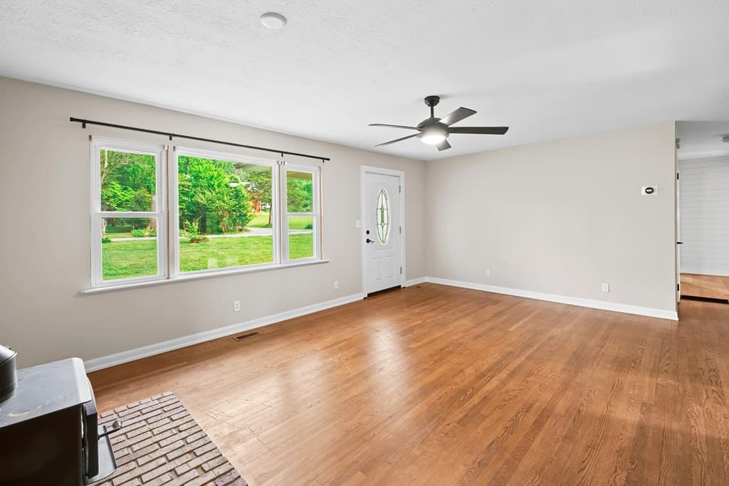 1243 Sycamore Street, Young Harris GA 30582 - Photo