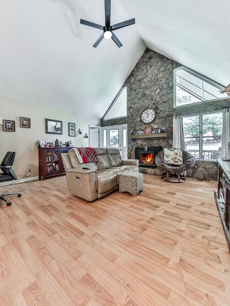 314 Spring Creek, Blairsville GA 30512 - Photo