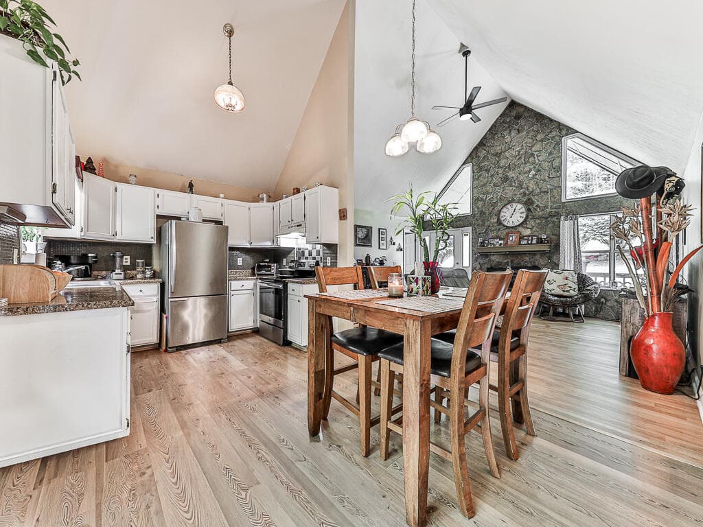 314 Spring Creek, Blairsville GA 30512 - Photo