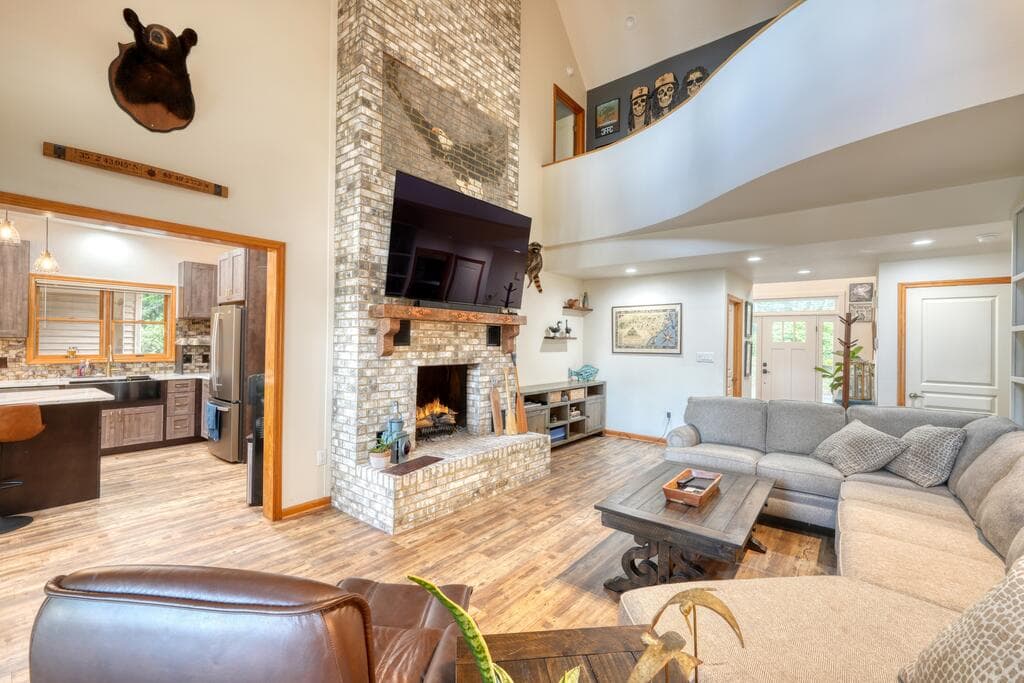 39 Mccracken Cove Road, Hayesville NC 28904 - Photo
