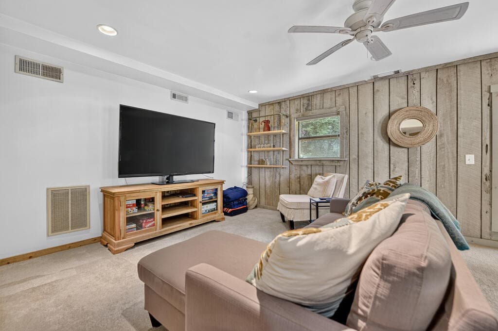 209 Marina Drive, Blue Ridge GA 30514 - Photo