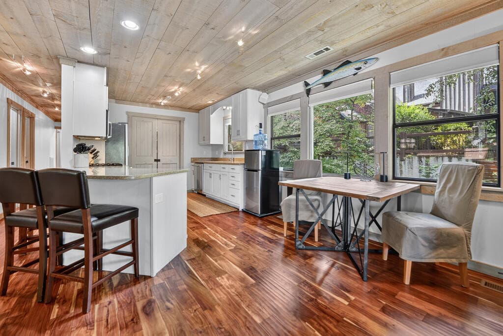 209 Marina Drive, Blue Ridge GA 30514 - Photo