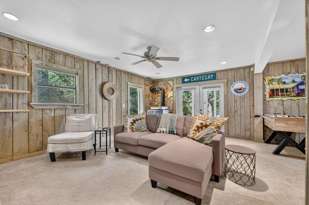 209 Marina Drive, Blue Ridge GA 30514 - Photo