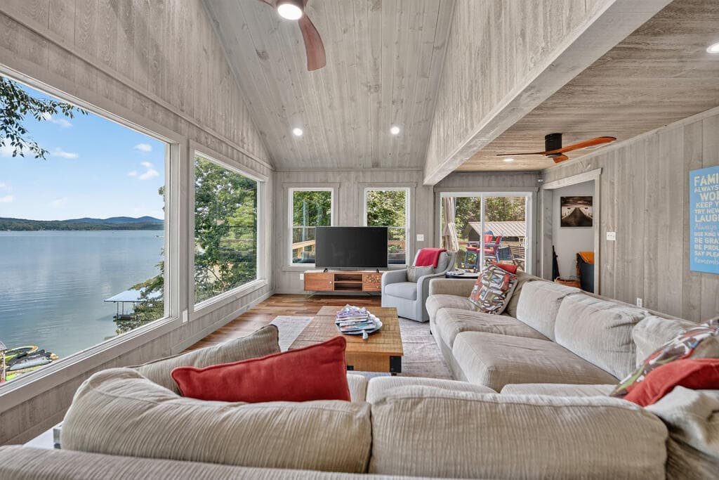 209 Marina Drive, Blue Ridge GA 30514 - Photo