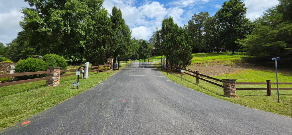 139 Gladys Lane, Young Harris GA 30582 - Photo