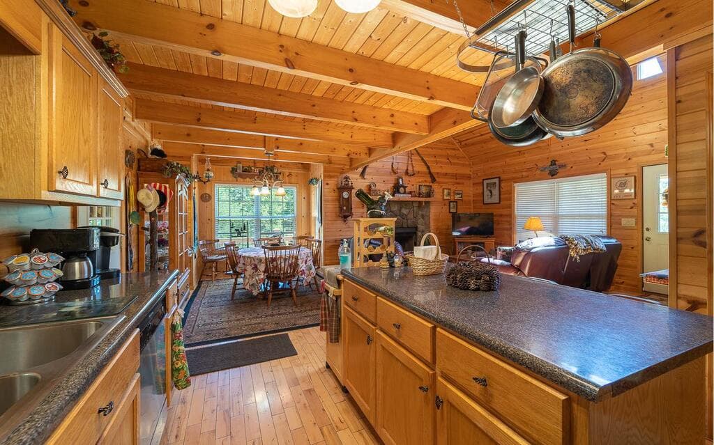 139 Gladys Lane, Young Harris GA 30582 - Photo