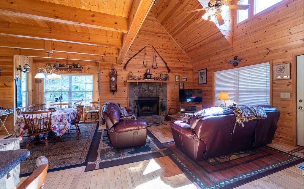 139 Gladys Lane, Young Harris GA 30582 - Photo