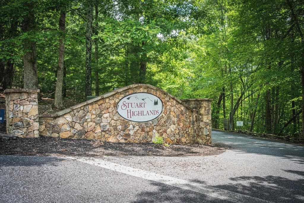 72 Gibbs Trail, Mineral Bluff GA 30559 - Photo
