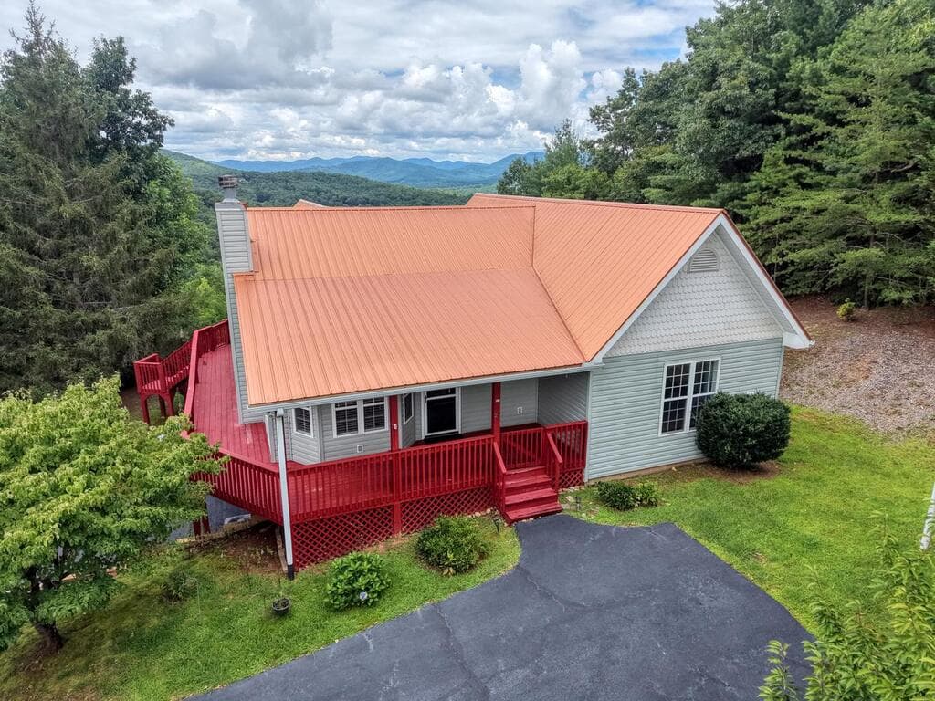27 Sky High Drive, Blairsville GA 30512 - Primary photo
