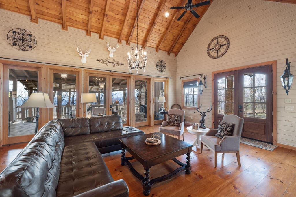 766 Laurel Ridge Drive, Blue Ridge GA 30513 - Photo