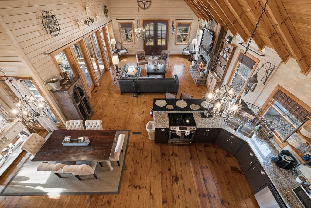 766 Laurel Ridge Drive, Blue Ridge GA 30513 - Photo