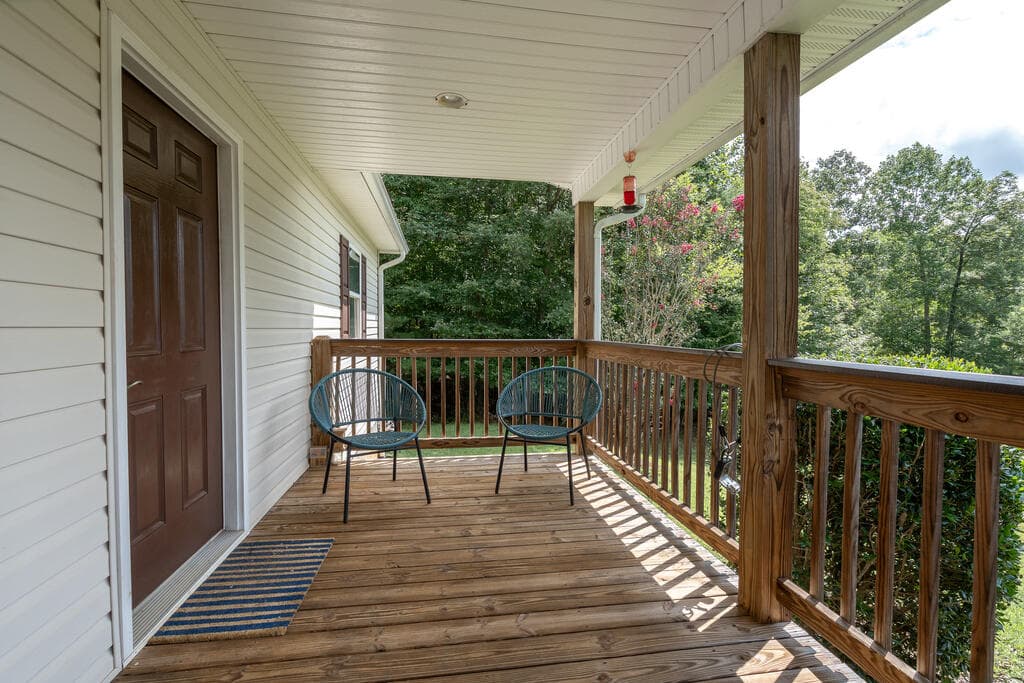 90 Copper Hill Church Ln, Warne NC 28909 - Photo