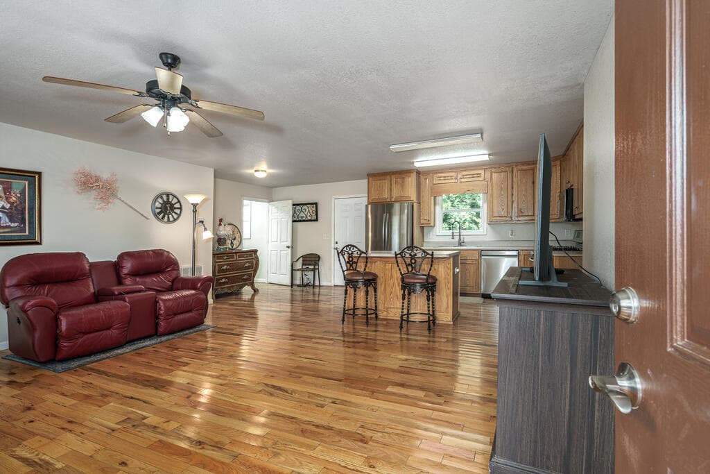 90 Copper Hill Church Ln, Warne NC 28909 - Photo