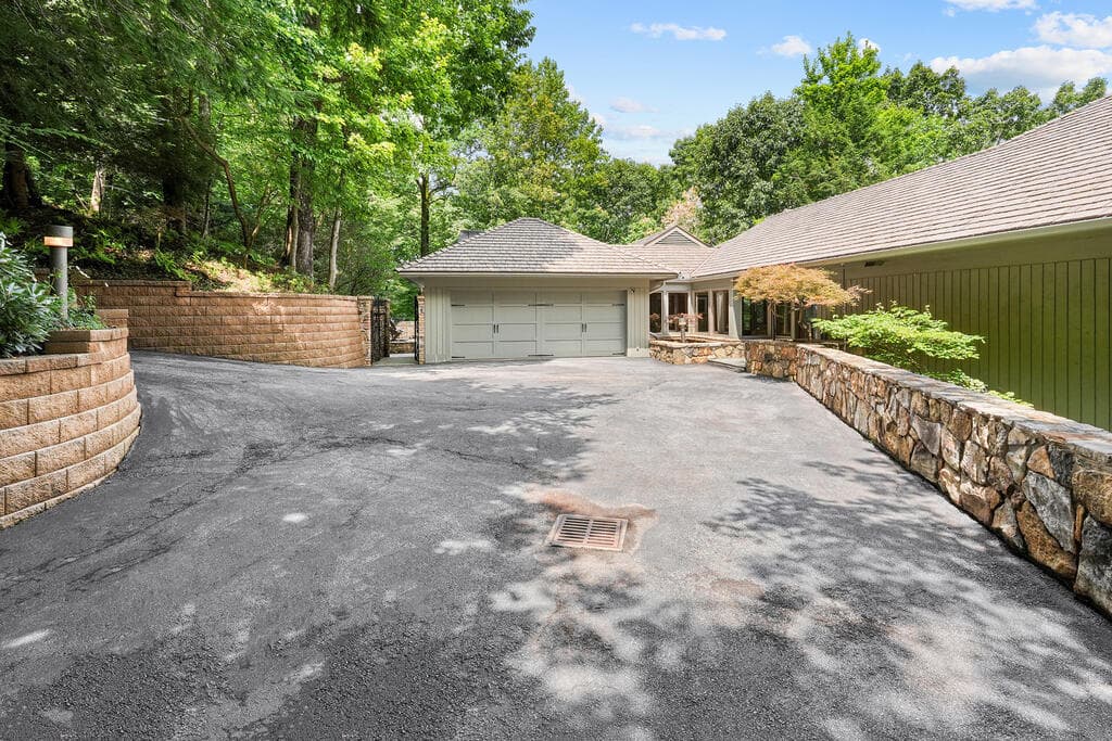202 Sanderlin Mountain Drive, Big Canoe GA 30143 - Photo