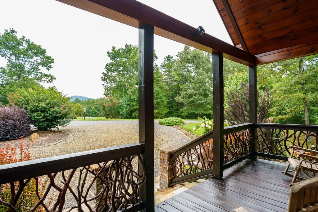 350 Kensington Drive, Mineral Bluff GA 30559 - Photo