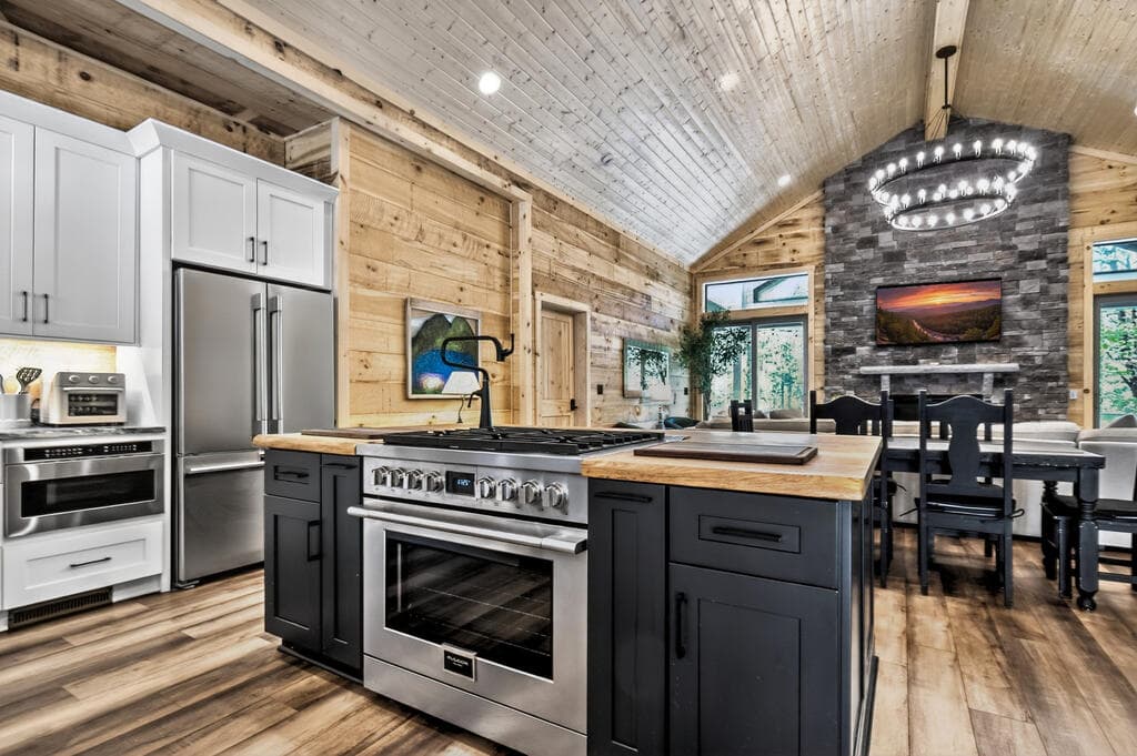 245 Bear Paw Trail, Blue Ridge GA 30513 - Photo